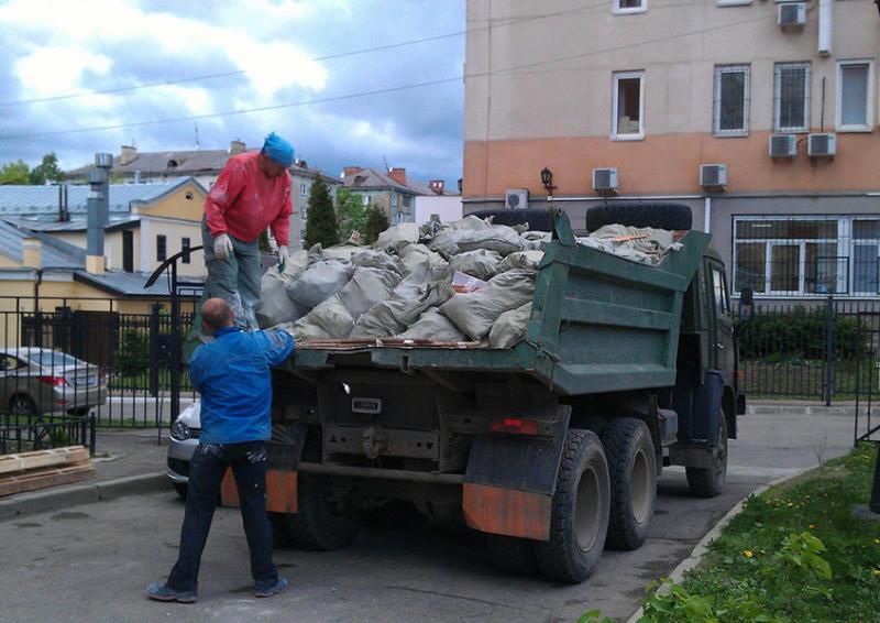 Вывоз мусора из новостройки в Большой Камне – ПроМусор, контейнеры, уборка и грузчики от 2130 руб
